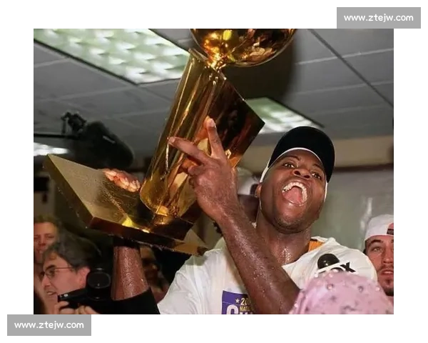 1997 全明星 MVP：他用三分射穿乔丹时代，被低估的 90 年代神射手